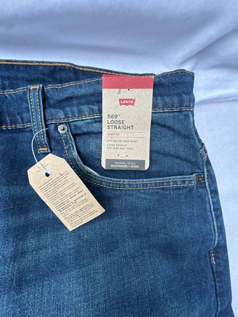 NWT Levi's Men's 569 Loose Straight Stretch Jeans, Medium Wash, 40 x 32 - Picture 3 of 6
